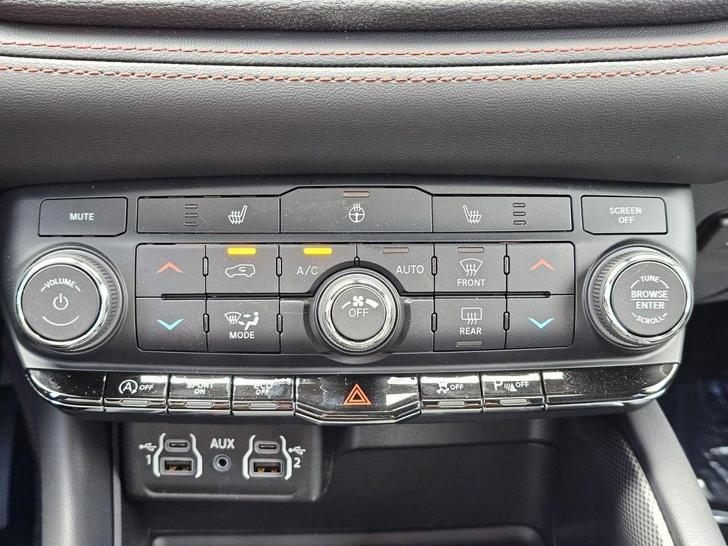 new 2026 Dodge Durango car, priced at $33,595