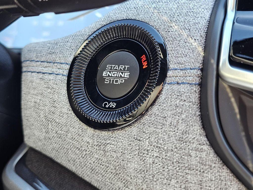 new 2026 Jeep Compass car, priced at $27,085