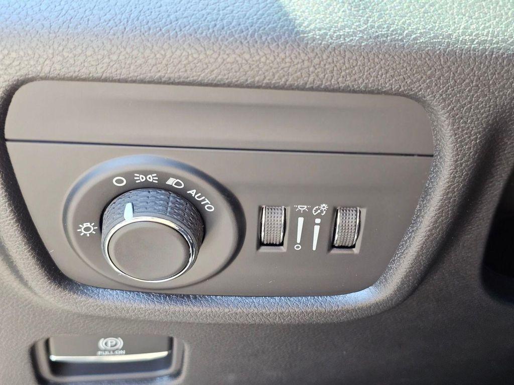 new 2026 Jeep Grand Cherokee car, priced at $36,415