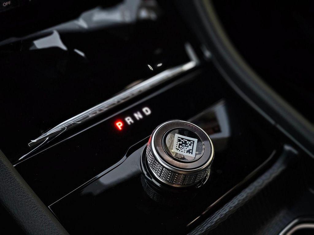 new 2026 Jeep Grand Cherokee car, priced at $32,495