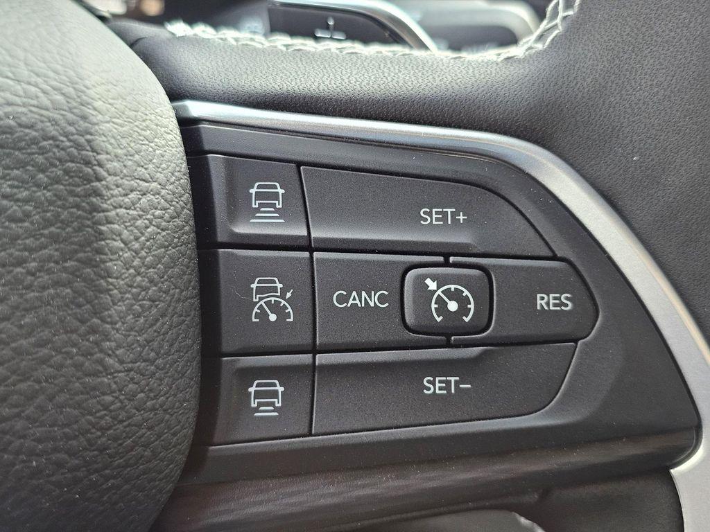 new 2025 Jeep Grand Cherokee L car, priced at $36,780