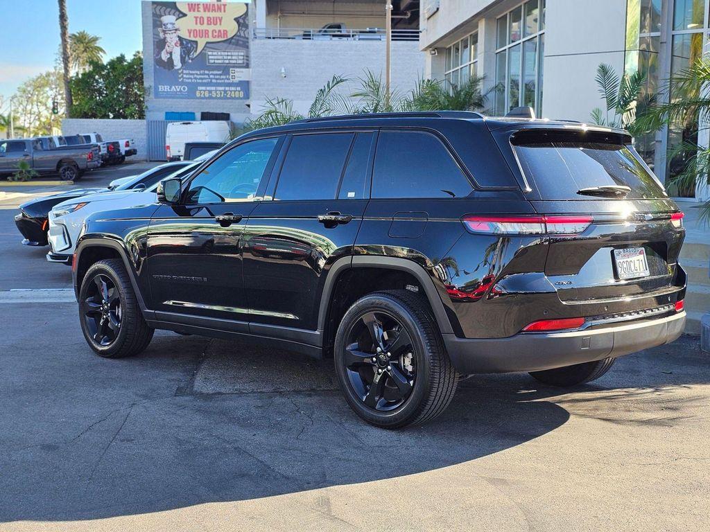 used 2023 Jeep Grand Cherokee car