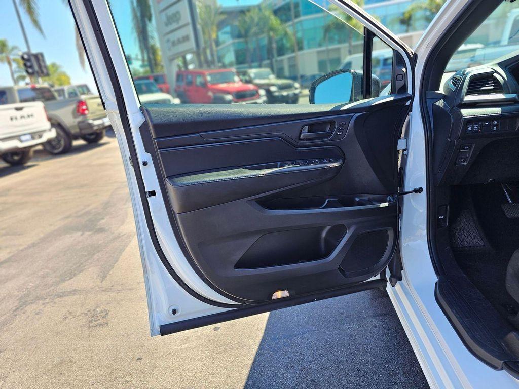 used 2023 Honda Odyssey car, priced at $33,135