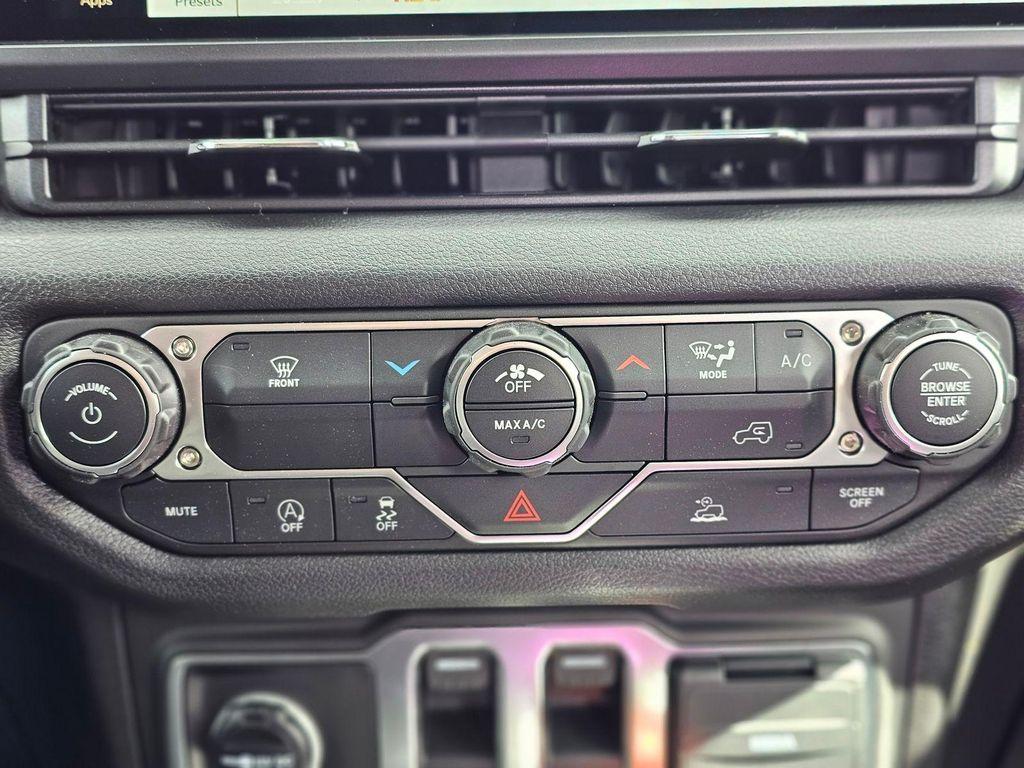 new 2026 Jeep Wrangler car, priced at $38,985