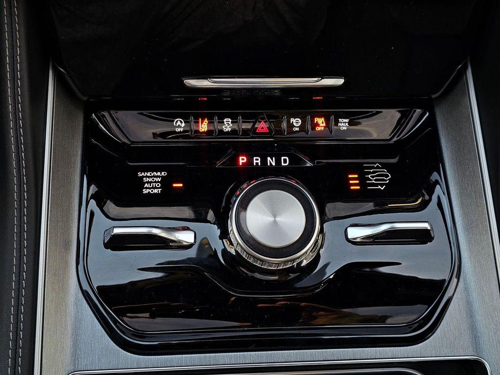 new 2026 Jeep Grand Wagoneer L car, priced at $73,995