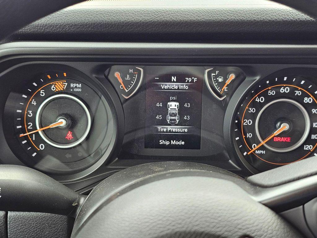 new 2026 Jeep Wrangler car, priced at $31,998