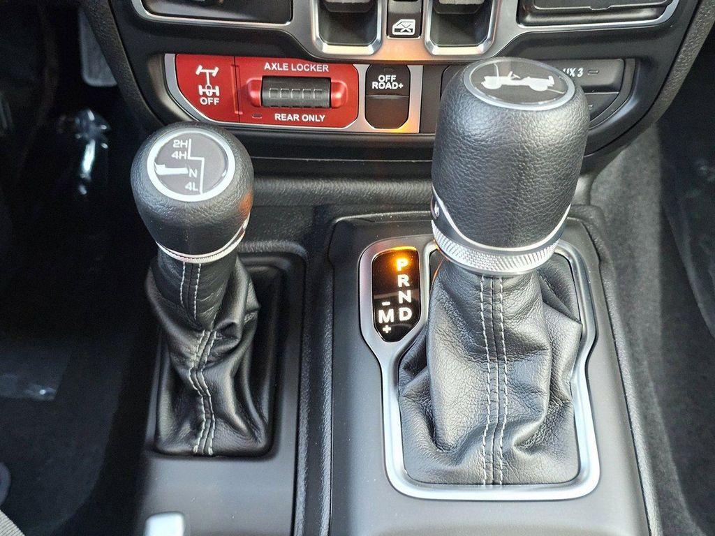 new 2026 Jeep Wrangler car, priced at $48,485