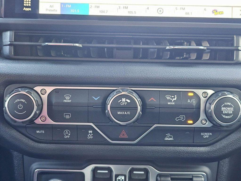 new 2026 Jeep Wrangler car, priced at $48,485