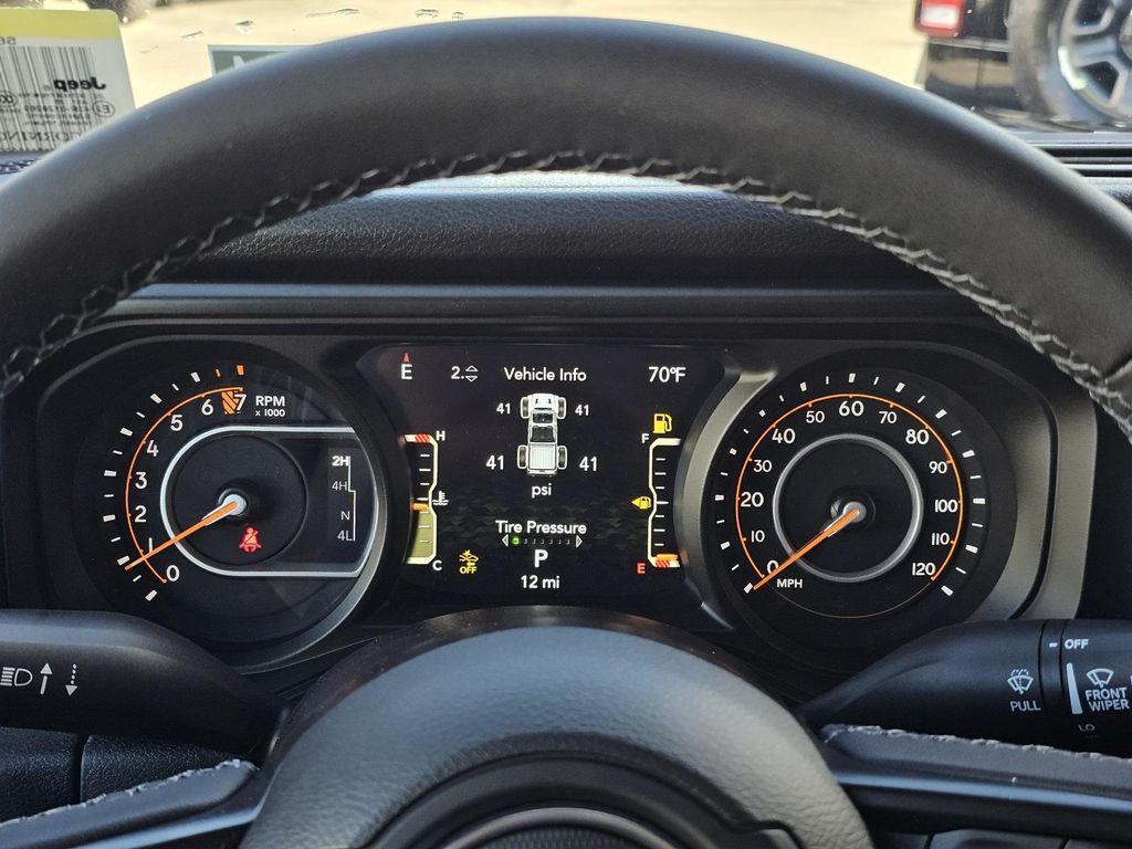 new 2026 Jeep Gladiator car, priced at $41,495