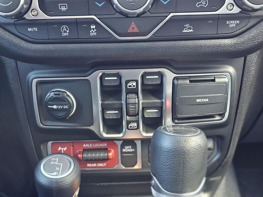 new 2026 Jeep Gladiator car, priced at $41,495