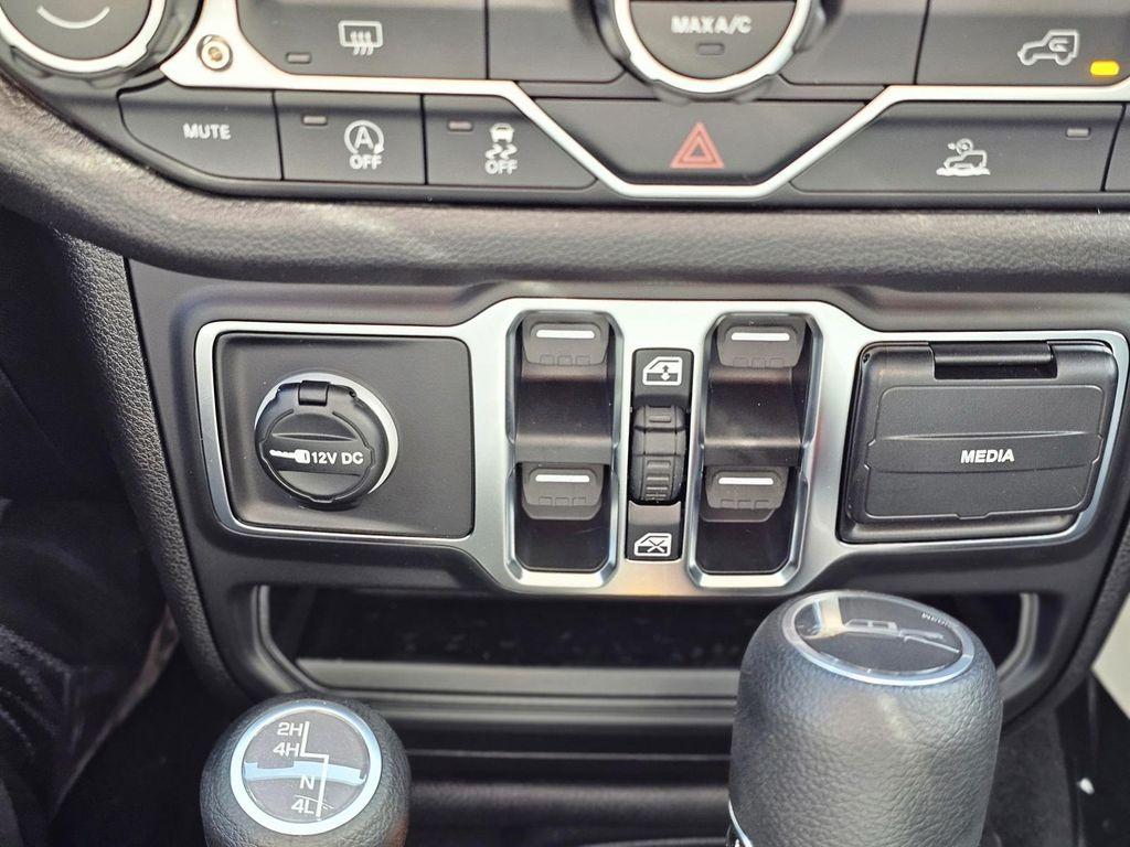 new 2026 Jeep Gladiator car, priced at $35,315