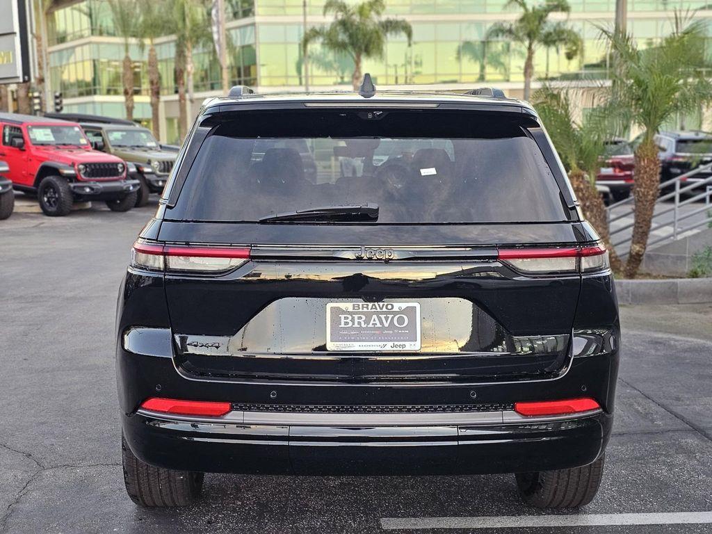 new 2026 Jeep Grand Cherokee car, priced at $45,280