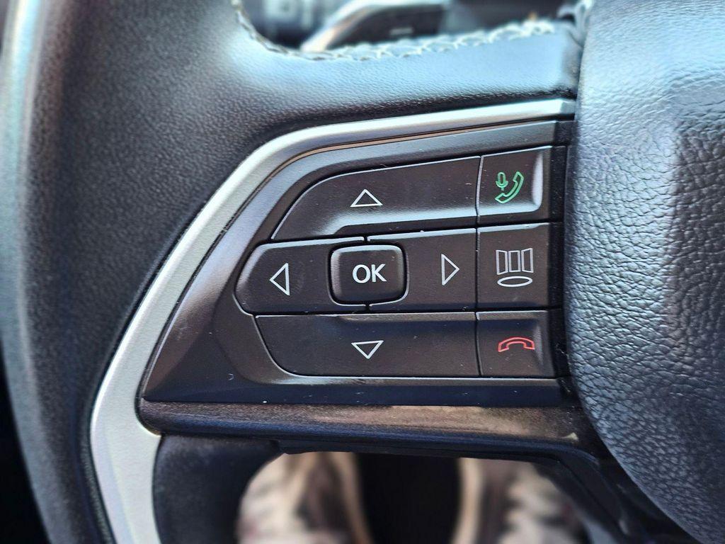 used 2023 Jeep Grand Cherokee car, priced at $22,468