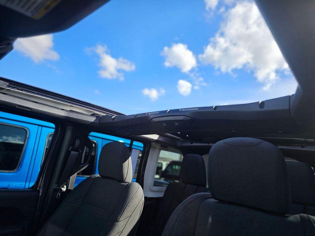 new 2026 Jeep Wrangler car, priced at $38,995