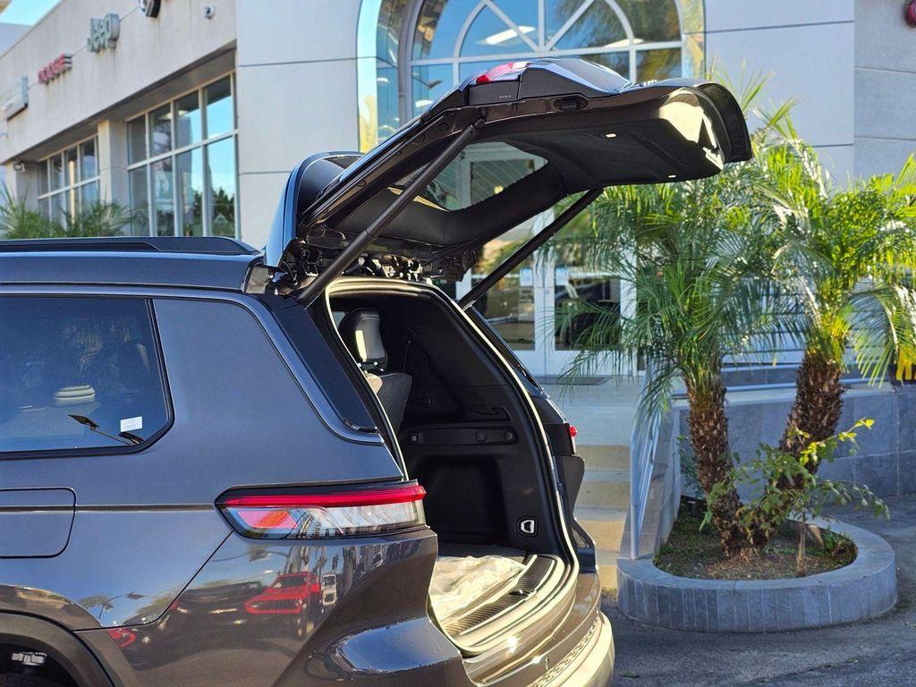 new 2026 Jeep Grand Cherokee L car, priced at $50,445