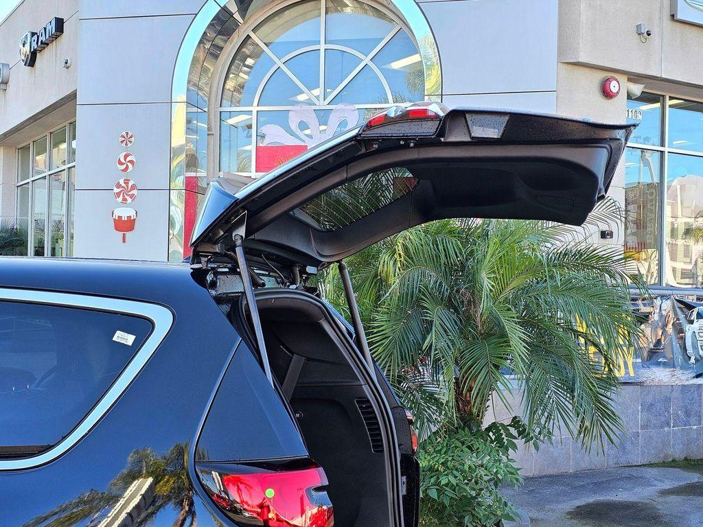 new 2026 Chrysler Pacifica car, priced at $34,595