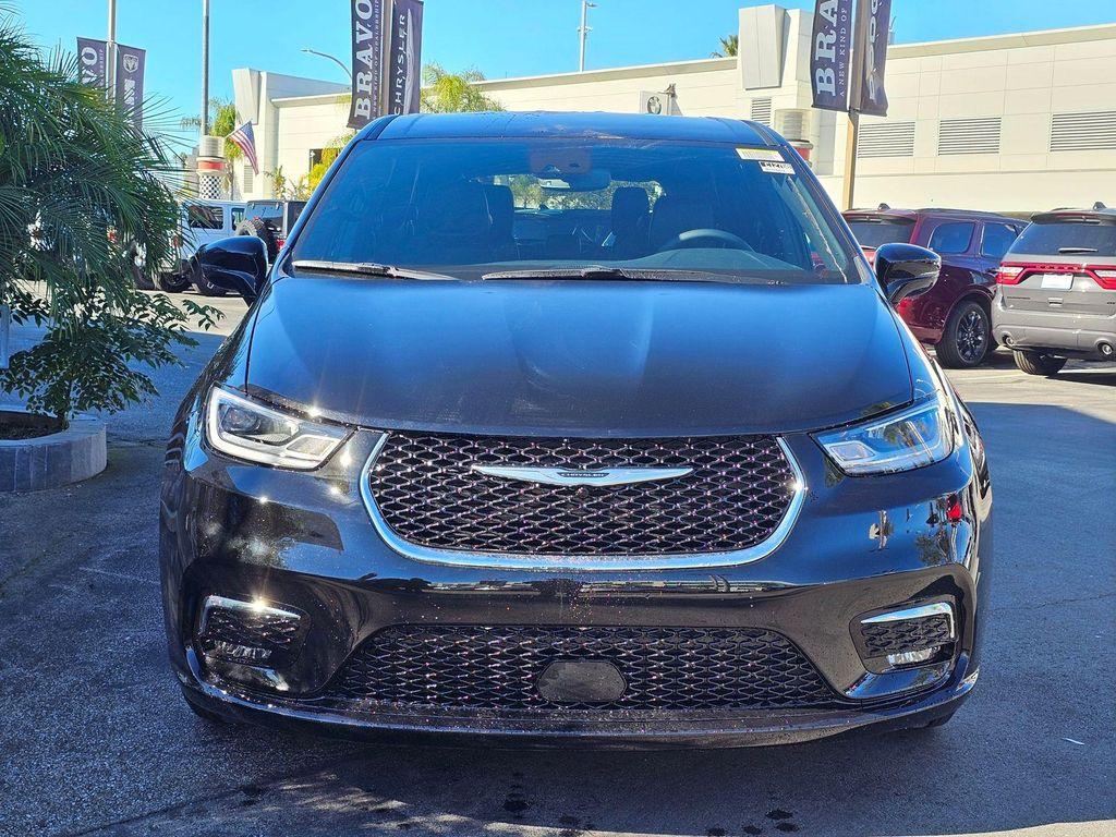 new 2026 Chrysler Pacifica car, priced at $34,595