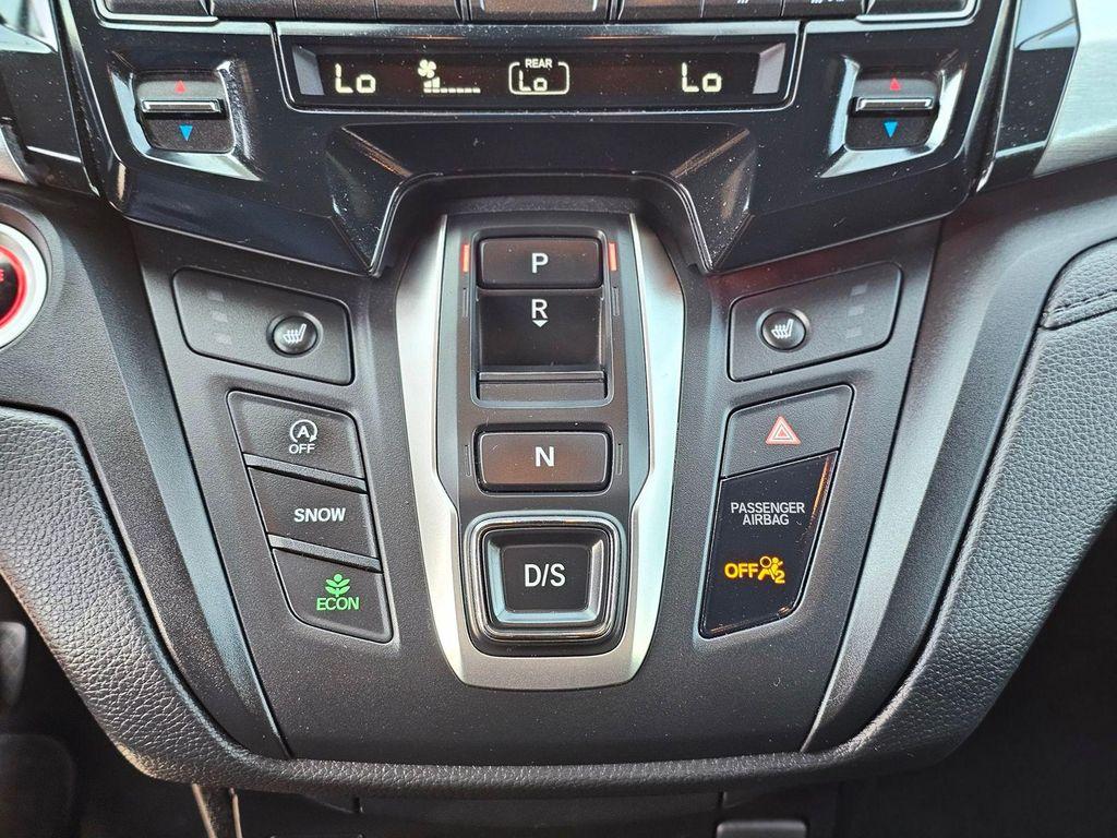 used 2024 Honda Odyssey car, priced at $36,417