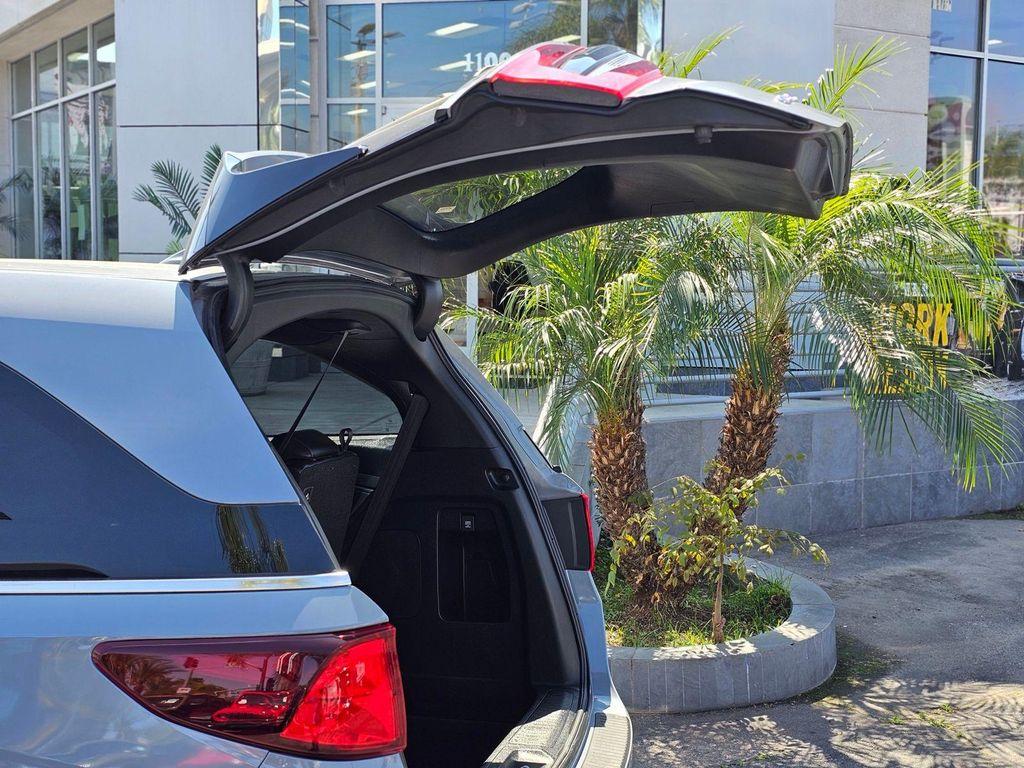 used 2024 Honda Odyssey car, priced at $36,417