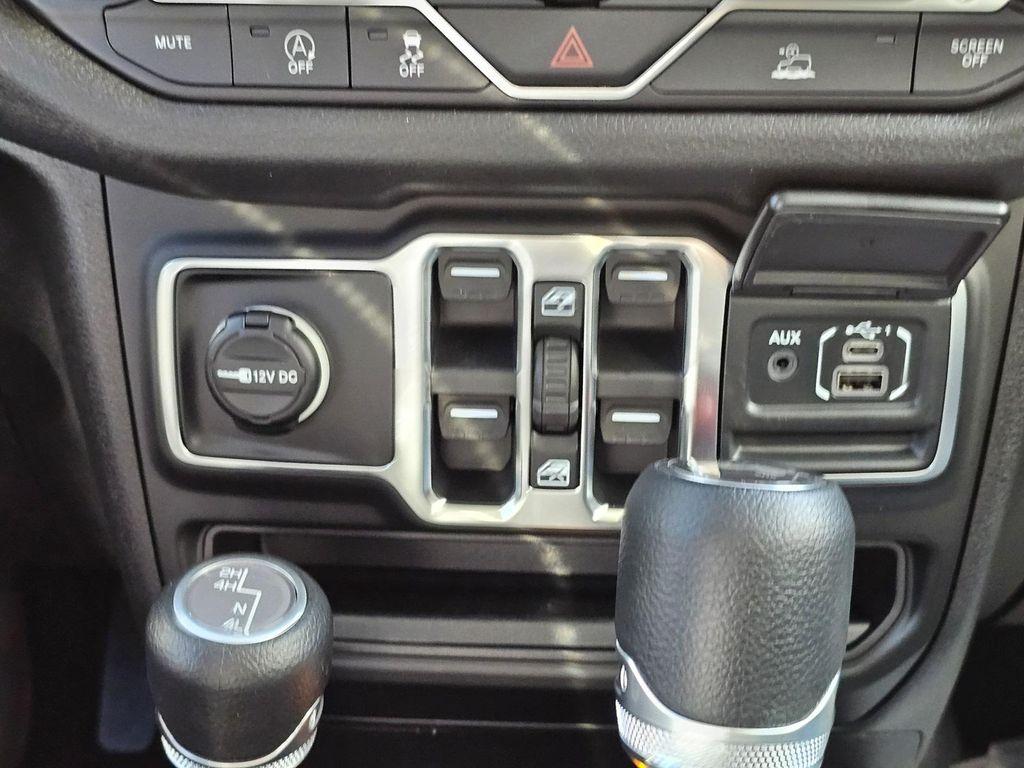 new 2026 Jeep Wrangler car, priced at $40,595