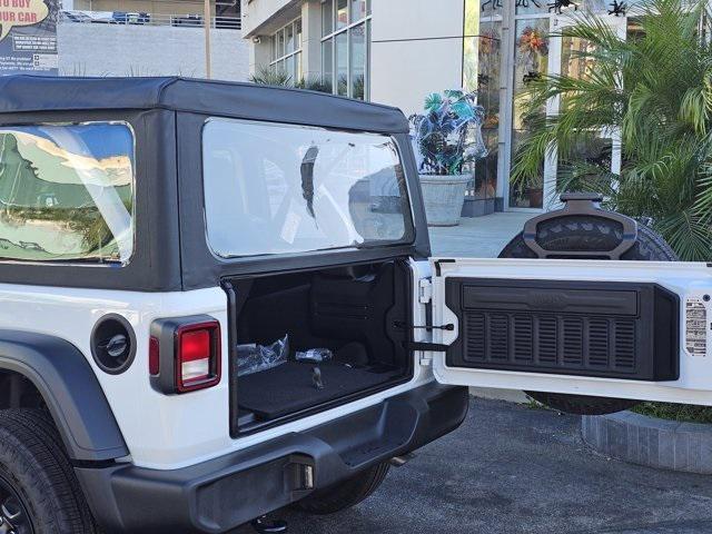 new 2026 Jeep Wrangler car, priced at $40,595