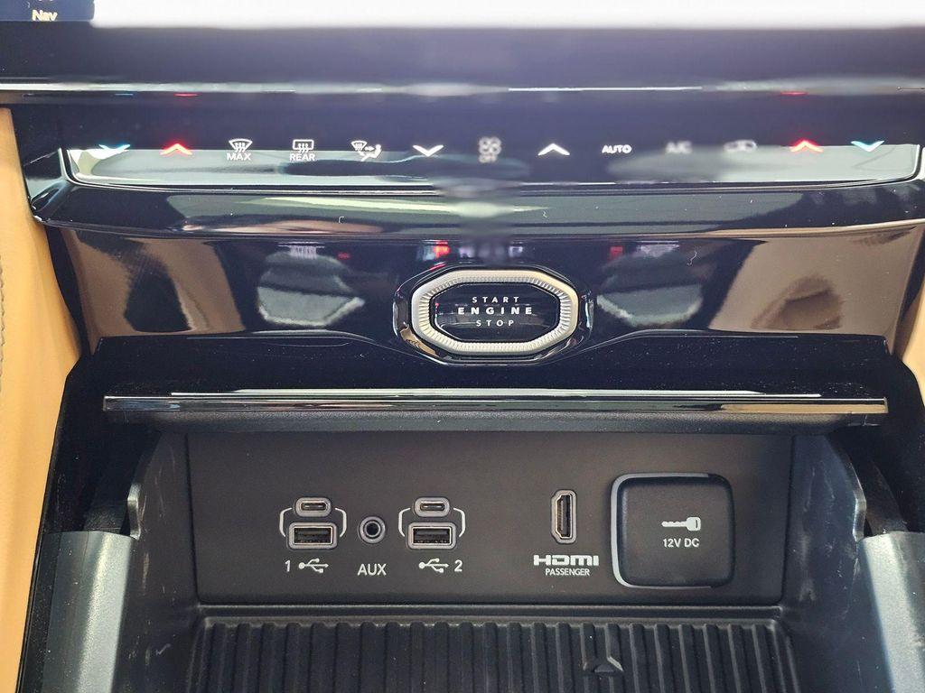 new 2026 Jeep Grand Cherokee car, priced at $55,995