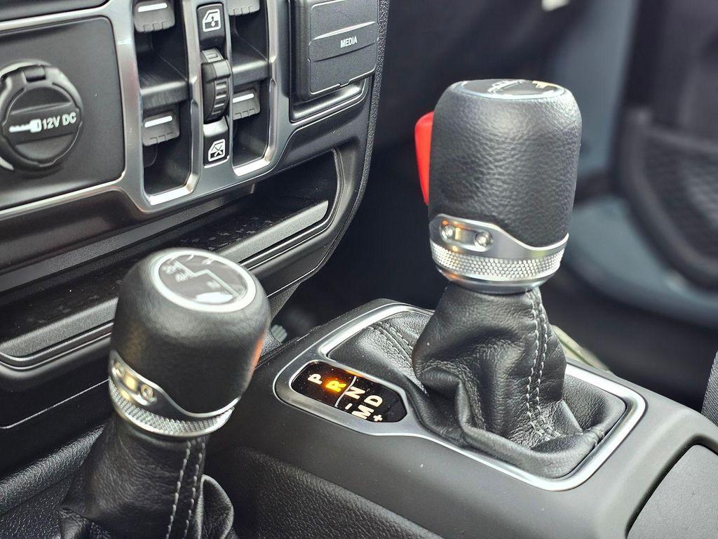 new 2026 Jeep Gladiator car, priced at $30,910
