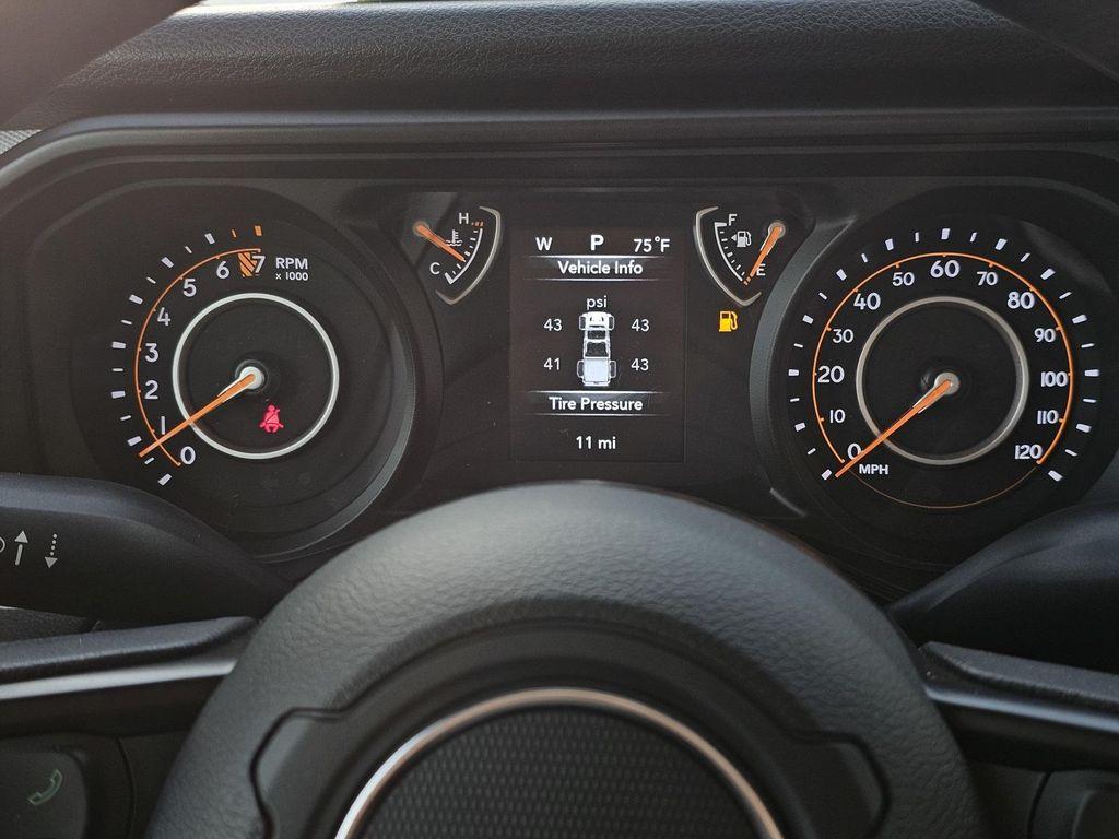 new 2026 Jeep Gladiator car, priced at $35,315