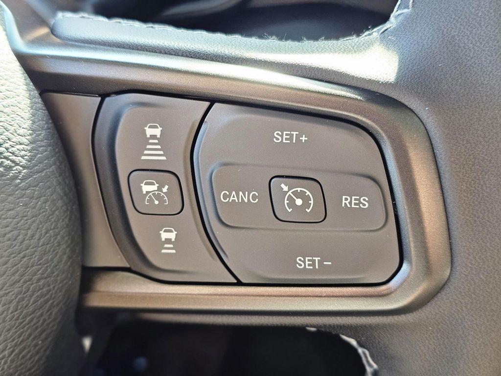 new 2026 Jeep Gladiator car, priced at $47,995