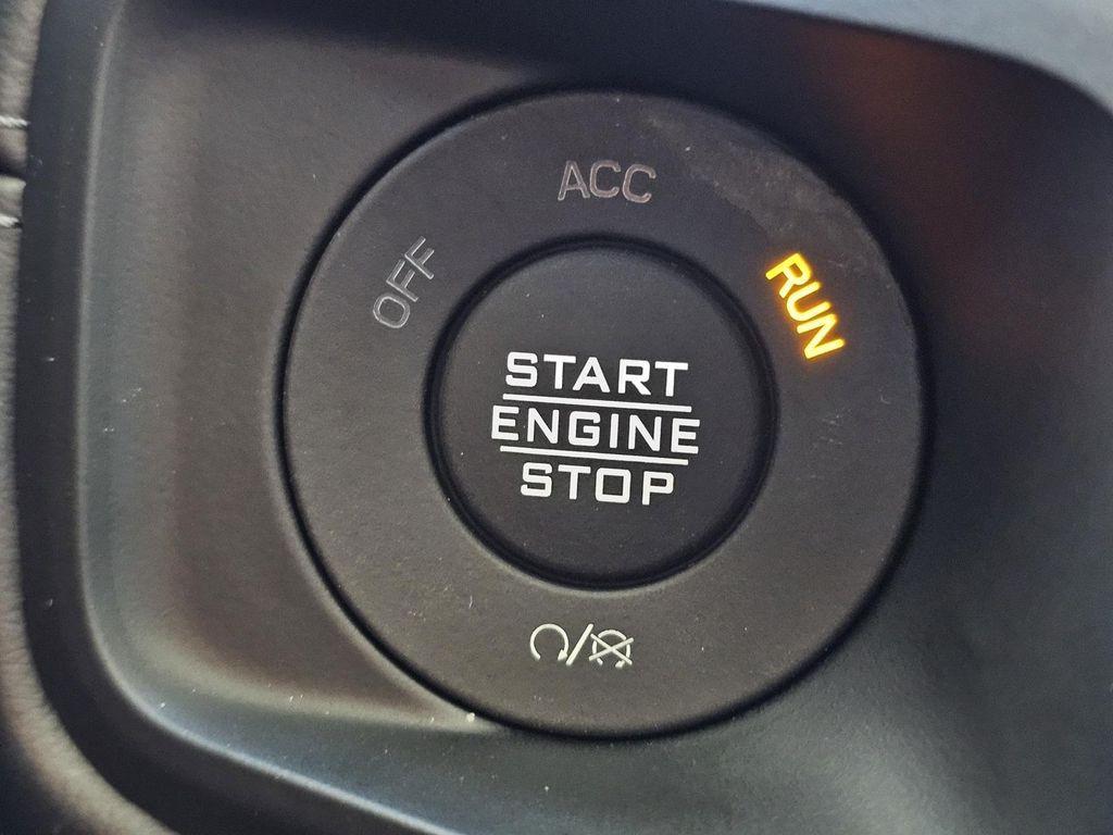 new 2026 Jeep Gladiator car, priced at $47,995