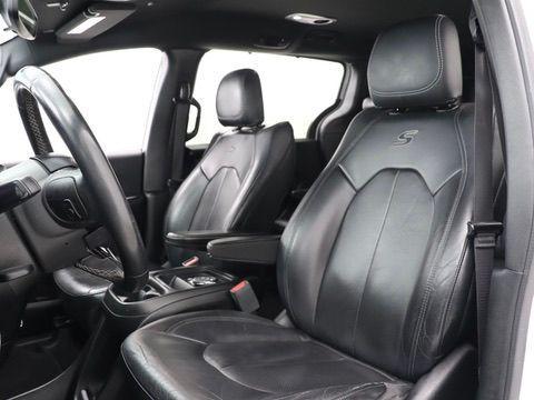 used 2018 Chrysler Pacifica car, priced at $18,998