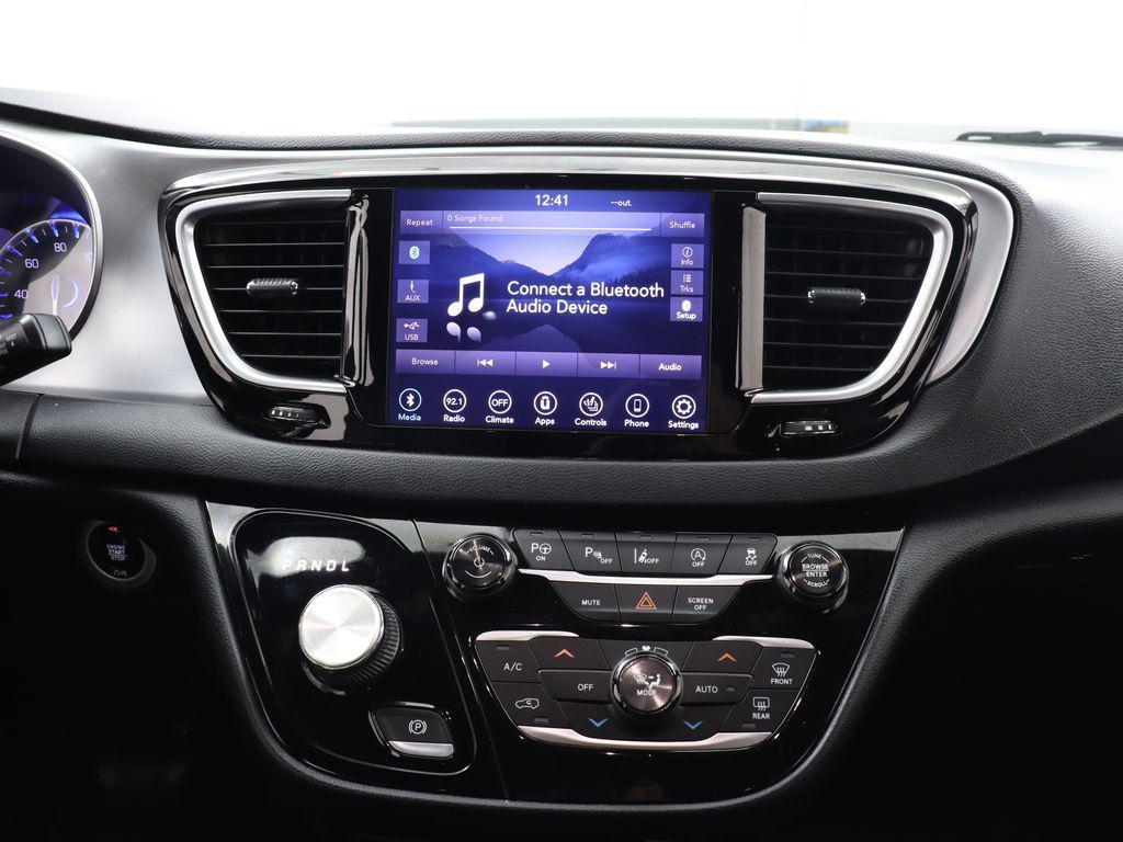 used 2018 Chrysler Pacifica car, priced at $18,998