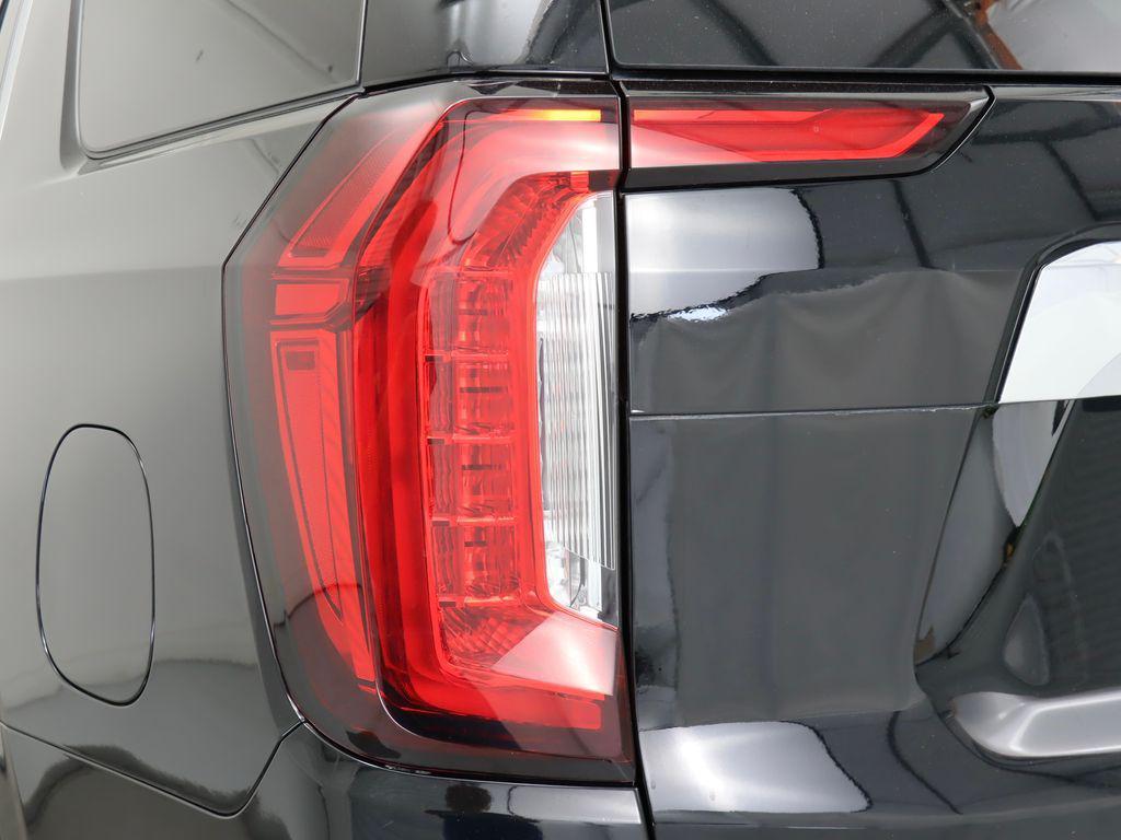 used 2021 GMC Yukon car, priced at $49,596