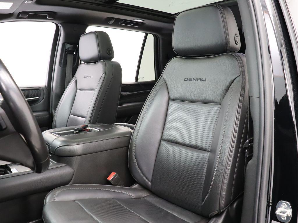 used 2021 GMC Yukon car, priced at $49,596