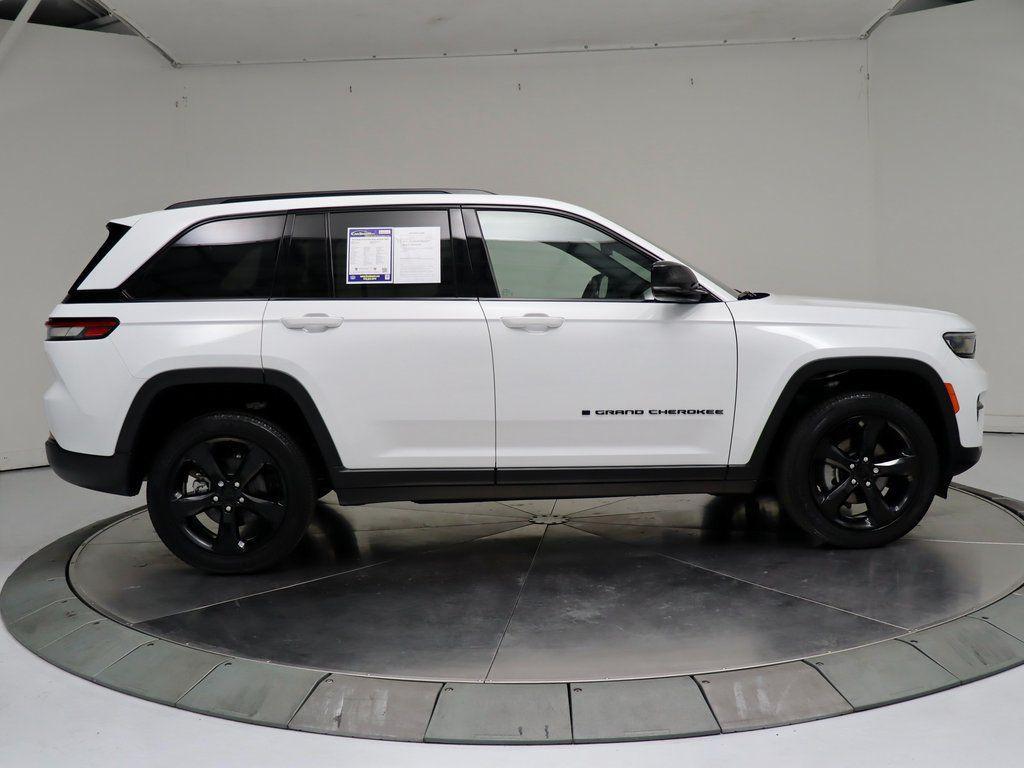 used 2022 Jeep Grand Cherokee car, priced at $25,500