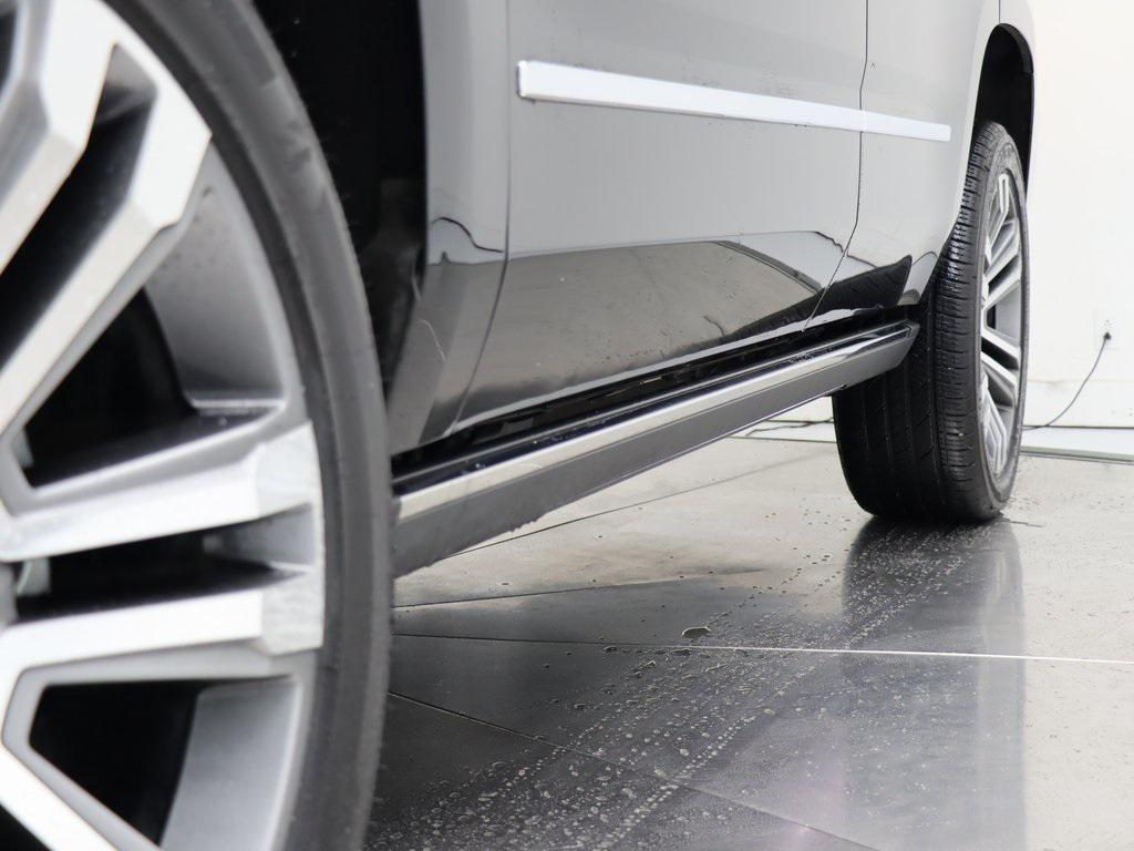 used 2019 GMC Yukon car, priced at $35,744