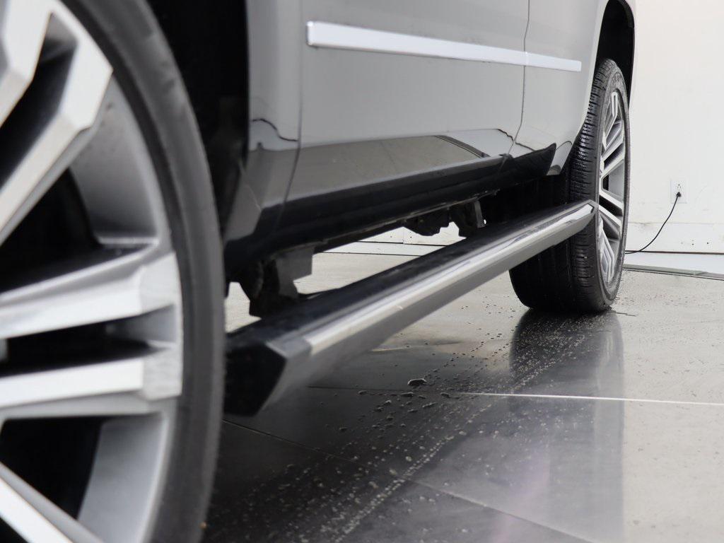 used 2019 GMC Yukon car, priced at $35,744