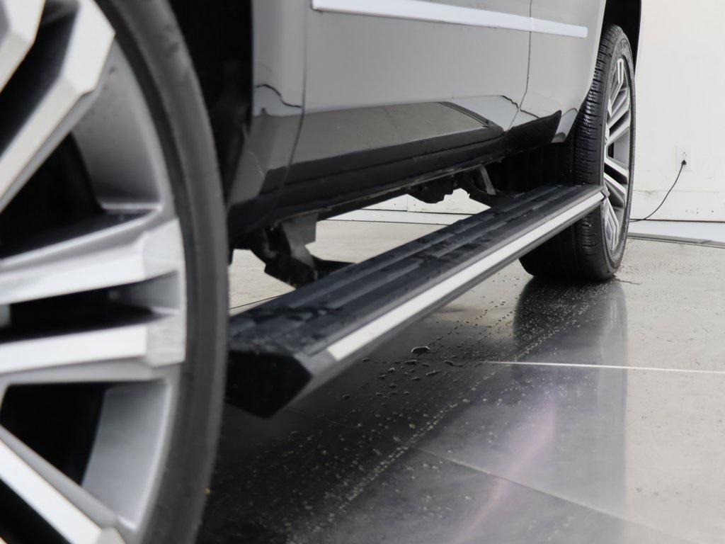 used 2019 GMC Yukon car, priced at $35,744