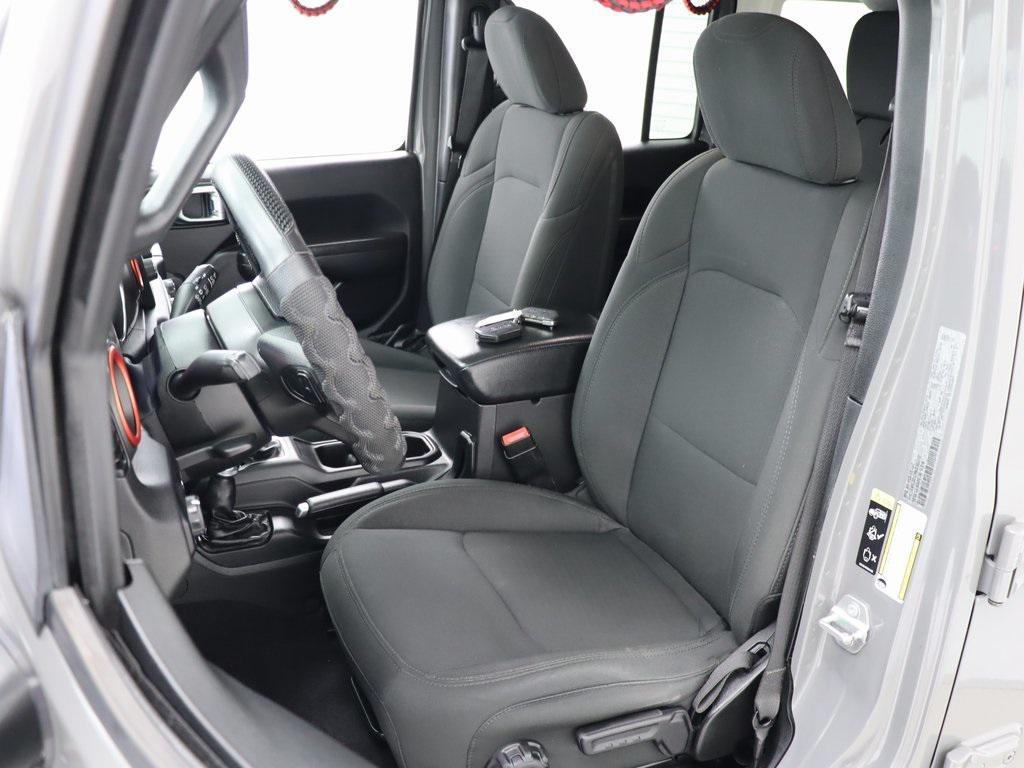 used 2021 Jeep Wrangler Unlimited car, priced at $26,427