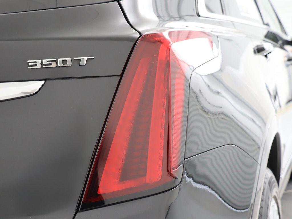 used 2021 Cadillac XT5 car, priced at $25,693