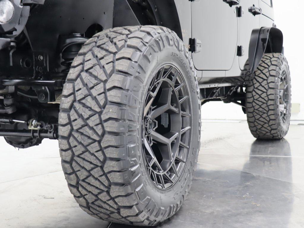 used 2018 Jeep Wrangler JK Unlimited car, priced at $26,932