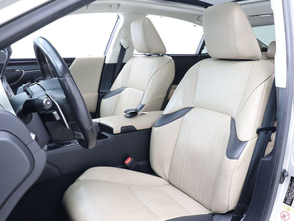 used 2019 Lexus ES 350 car, priced at $29,059