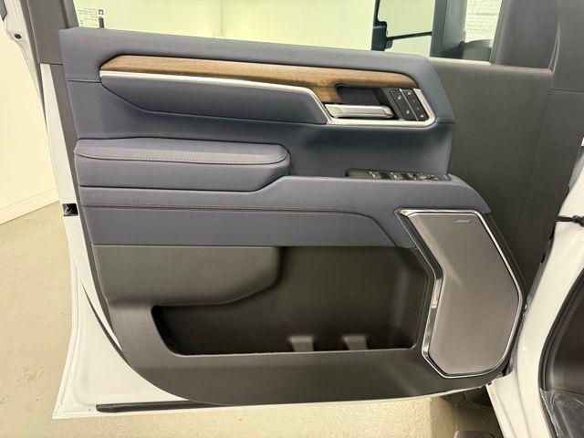 new 2025 Chevrolet Silverado 2500 car, priced at $78,564