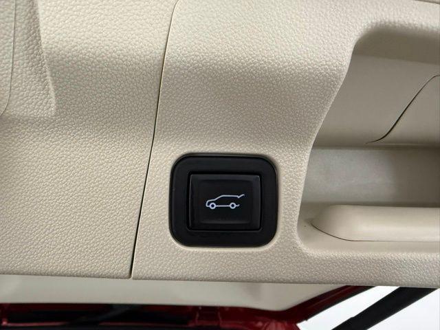 used 2023 GMC Acadia car, priced at $32,963