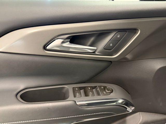 new 2026 Chevrolet Traverse car, priced at $45,454