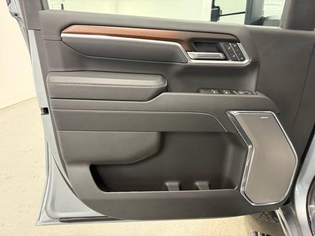 new 2025 GMC Sierra 2500 car, priced at $87,357