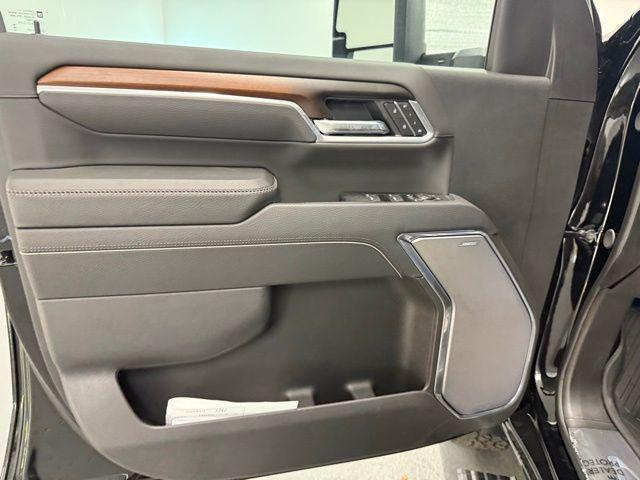 new 2025 GMC Sierra 2500 car, priced at $84,400