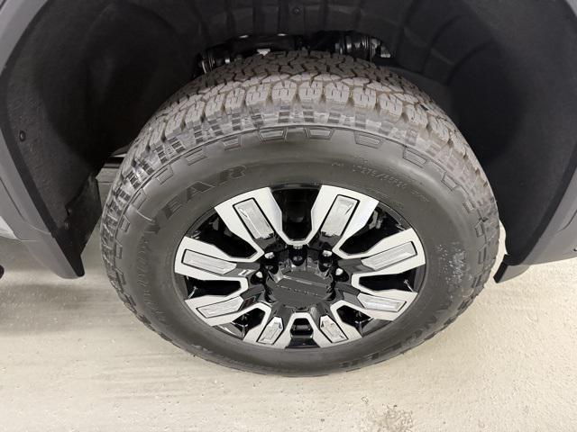 new 2026 GMC Sierra 2500 car, priced at $90,178