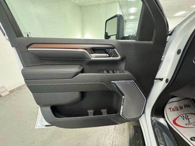 new 2026 GMC Sierra 2500 car, priced at $89,683