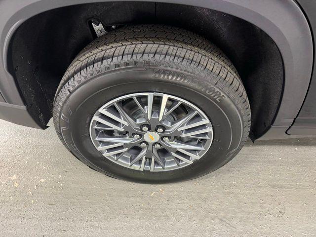 new 2026 Chevrolet Traverse car, priced at $42,659